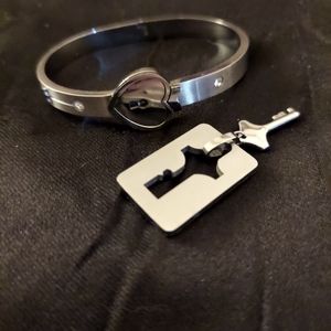 Heart Bracelet with Key Pendant // Couple's Bracelet & Pendant Set